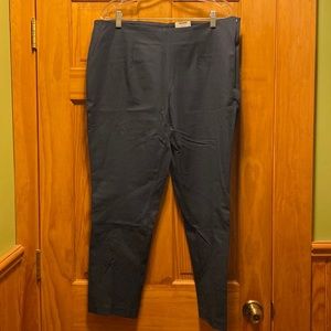 🆕 Time & Tru Women’s Ankle Cut Navy Blue Dress Pants, Size 16